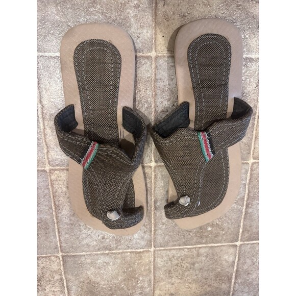 Maasai Handmade unisex Recycled Tire/Tyre Akala Sandals Size 9 to 10 main image 4